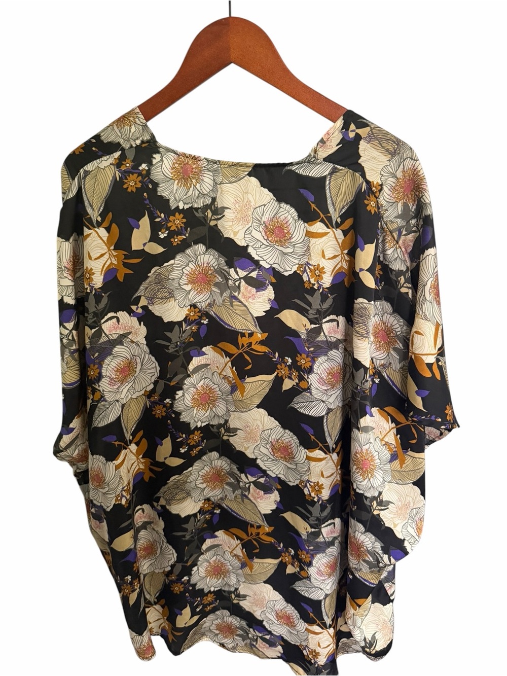 Janetchung Satin Floral Open Blouse Topper S - Picture 3 of 7